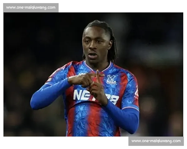 北伦敦双雄争夺水晶宫王牌!埃泽转会战引爆今夏首波高潮 北伦敦双雄争夺水晶宫王牌!埃泽转会战引爆今夏首波高潮