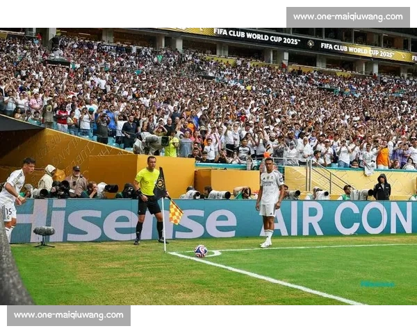 攻防失衡!阿诺德皇马首秀 5 次对抗仅 1 胜,12 次丢球权成隐患 攻防失衡!阿诺德皇马首秀 5 次对抗仅 1 胜,12 次丢球权成隐患