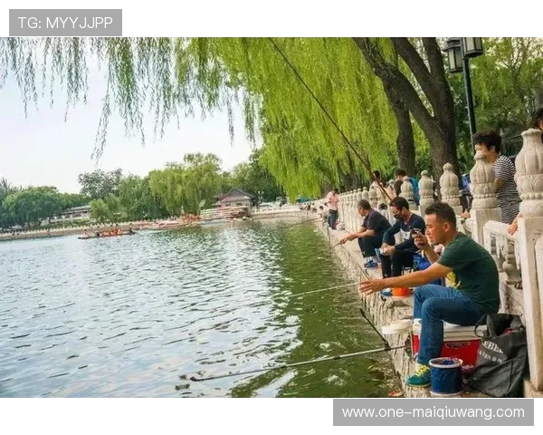 碧波映亲情 社区聚渔乐 ——和谐社区杯 家庭亲子垂钓联谊赛圆满落幕